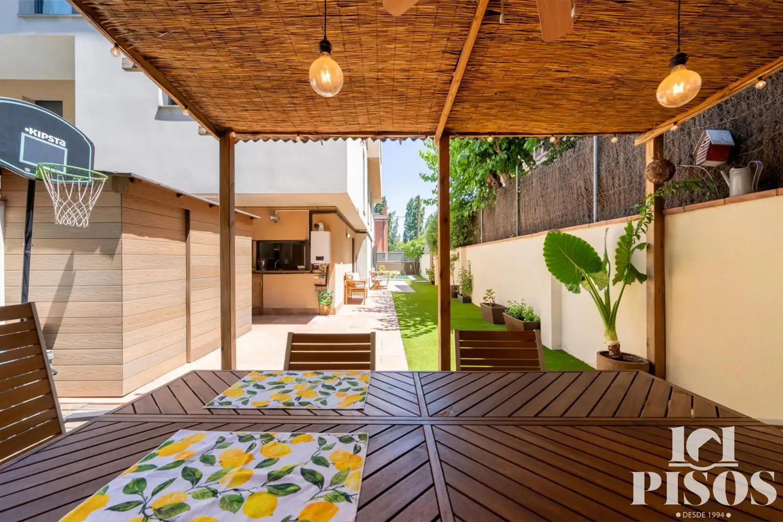 Terraza de Dúplex en venta en Sant Cugat del Vallès con Aire acondicionado, Calefacción y Jardín privado