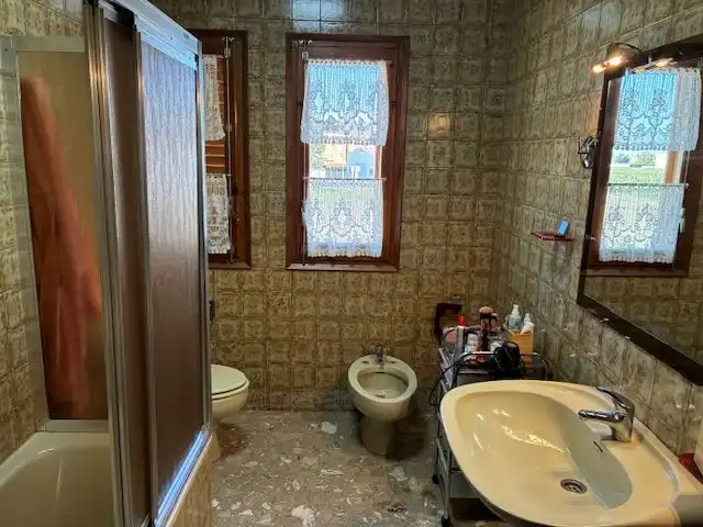 Baño de Casa o chalet en venta en Miralcamp, Lleida