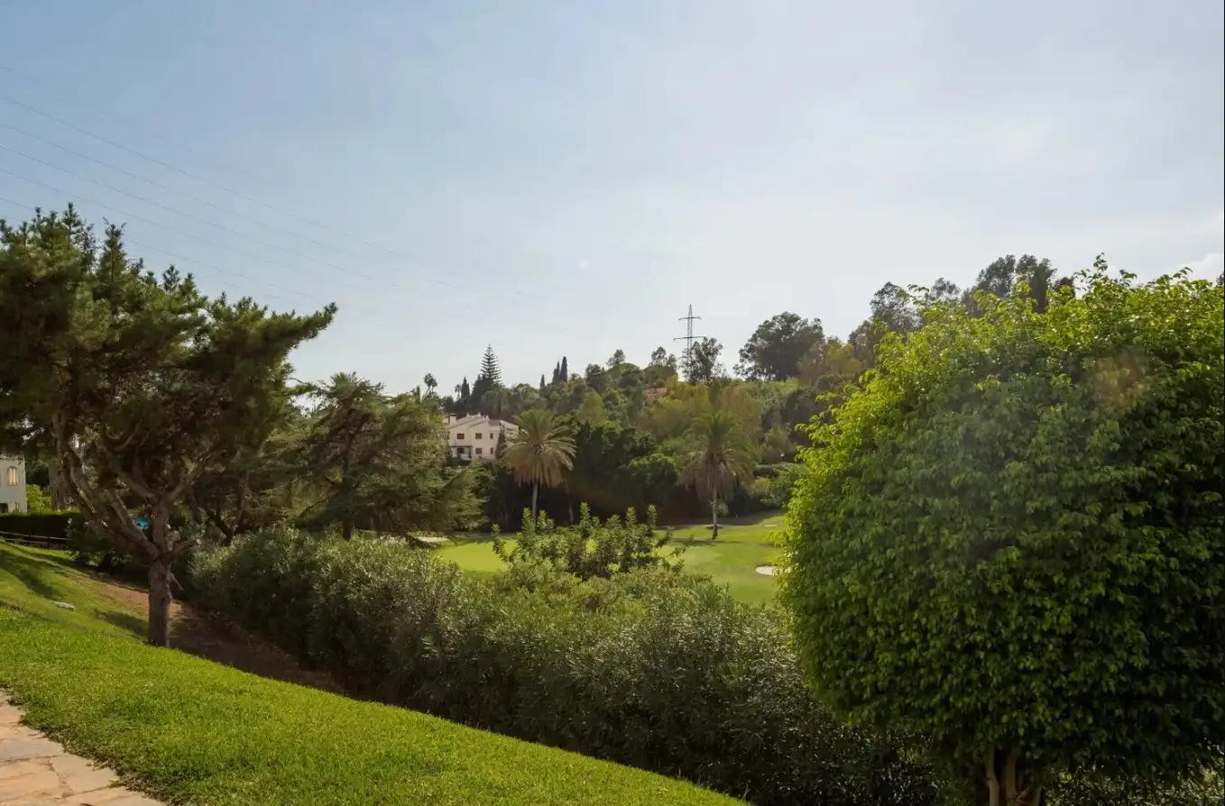 Garden of Apartments for sale in Benahavís  with Air Conditioner, Heating and Private garden
