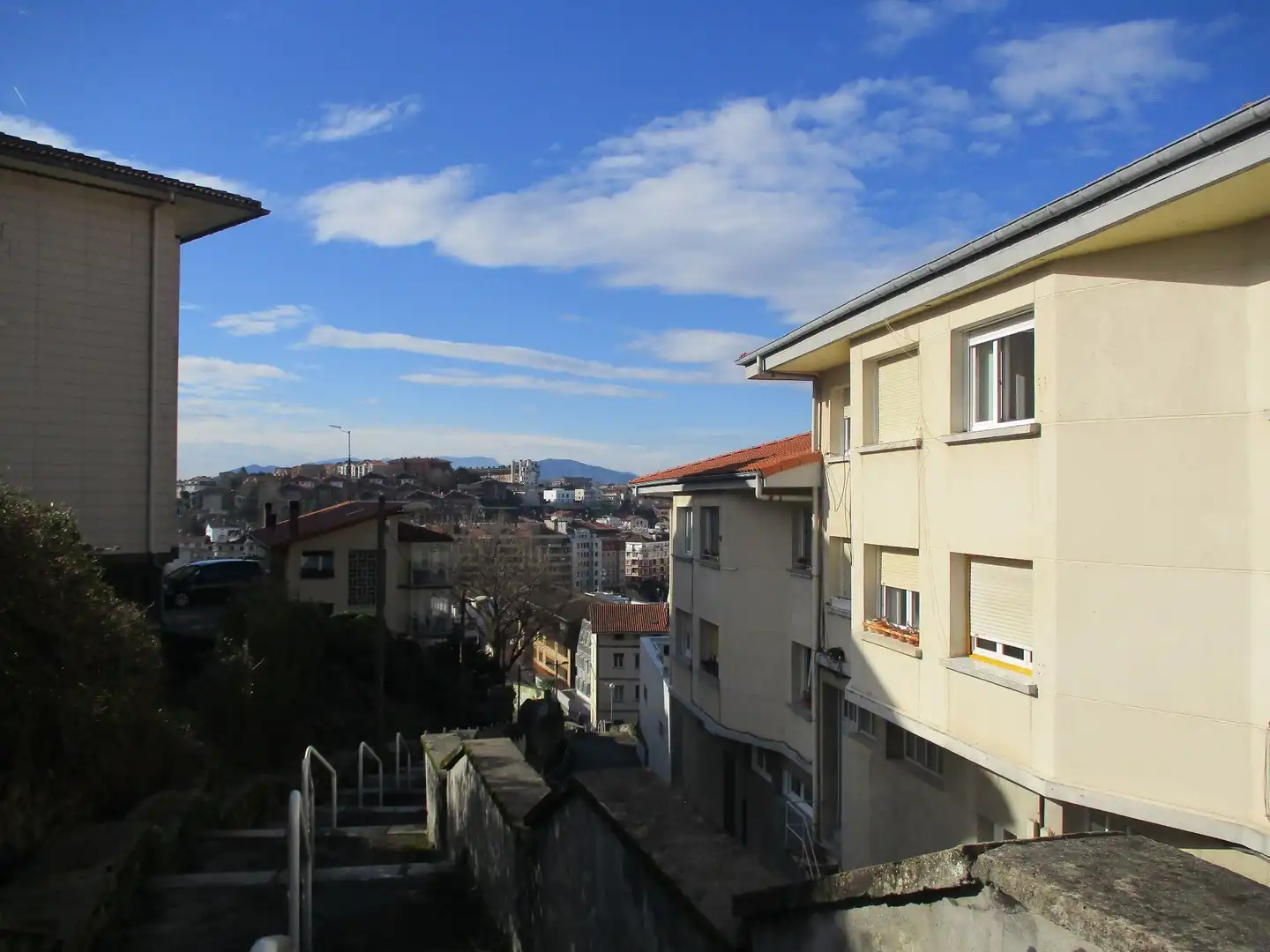 Vista exterior de Local en venta en Ategorrieta - Ulia