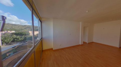 Foto 5 de Piso en venta en Cortijo Bazán - Los Casinis - Los Cipreses, Málaga Capital