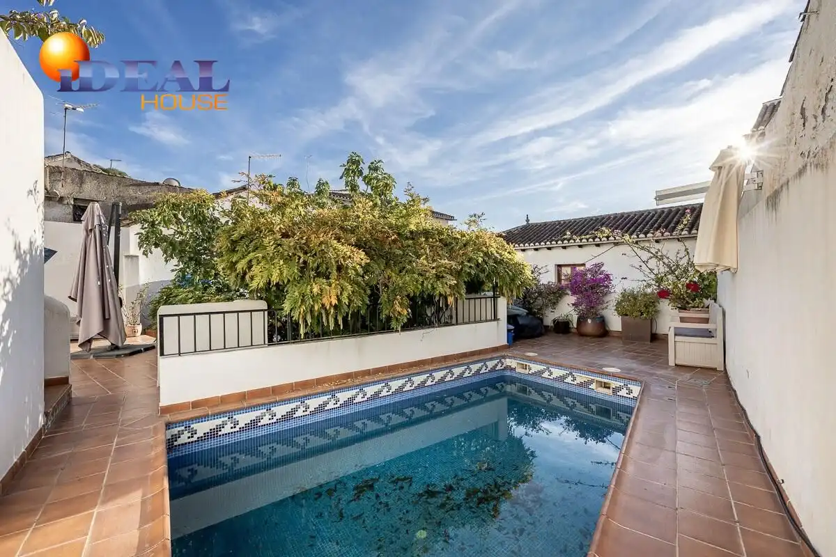 Haus mit Terrasse zum Verkauf in Calle PERNALEROS BAJO, imagen 2
