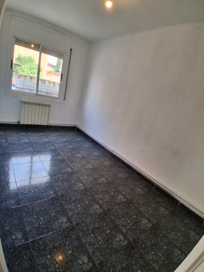 Flat for sale in Rubí  with Air Conditioner and Heating