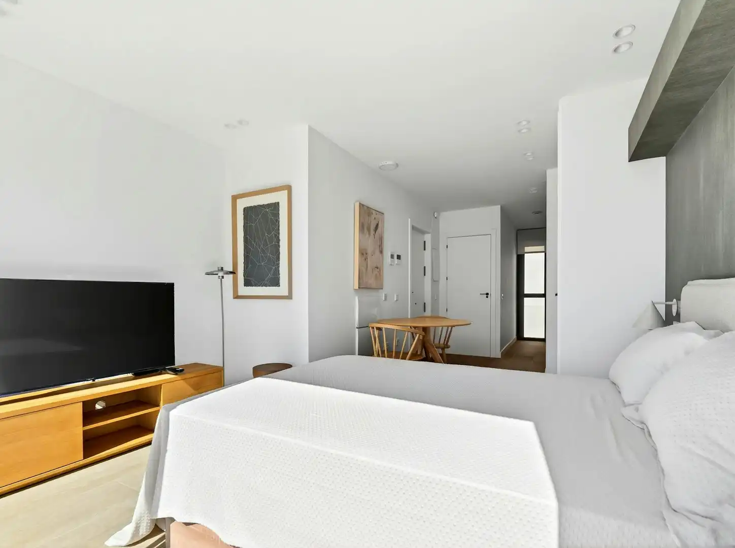 Bedroom of Flat for rent in Madrid  with Air Conditioner, Heating and Furnished