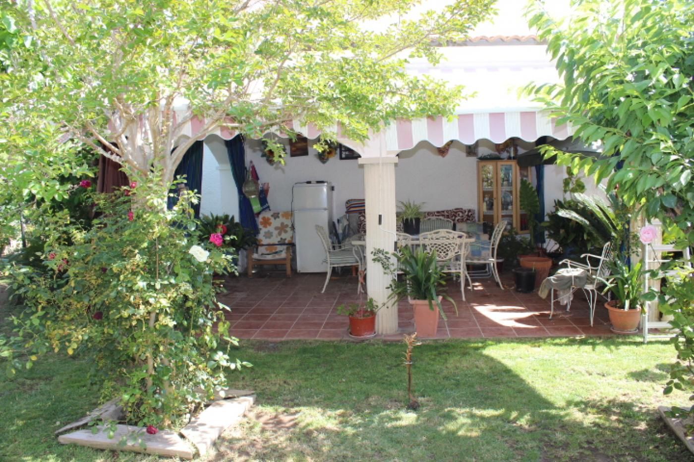 Jardí de Casa o xalet en venda en La Pobla de Montornès   amb Aire condicionat, Terrassa i Traster