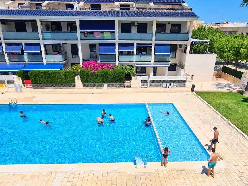 Piscina de Piso de alquiler en Playas de Puçol