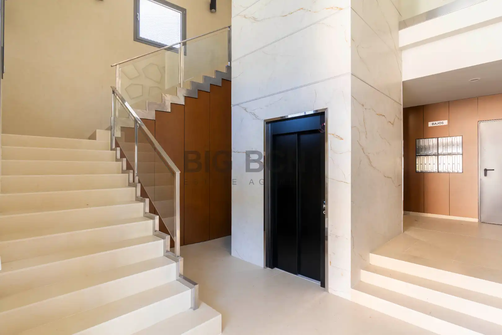 Piso con terraza en venta en Via Augusta 425, imagen 45