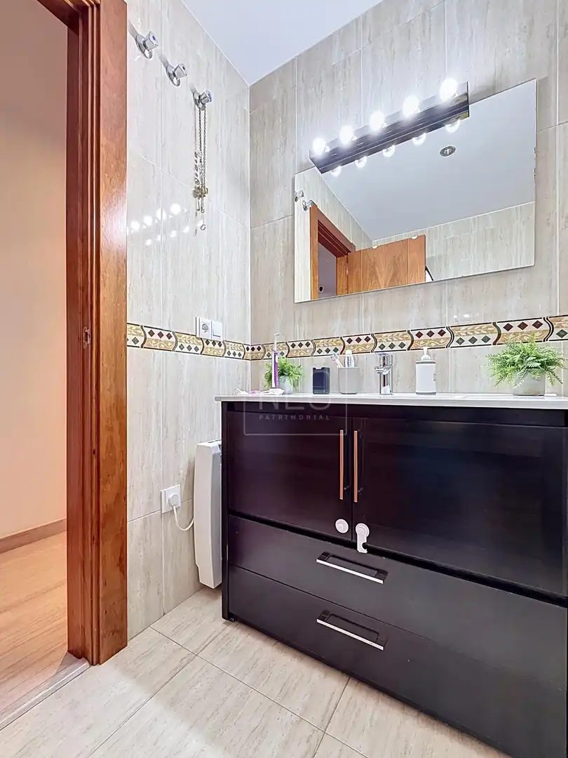 Baño de Ático en venta en Las Gabias con Aire acondicionado, Calefacción y Terraza
