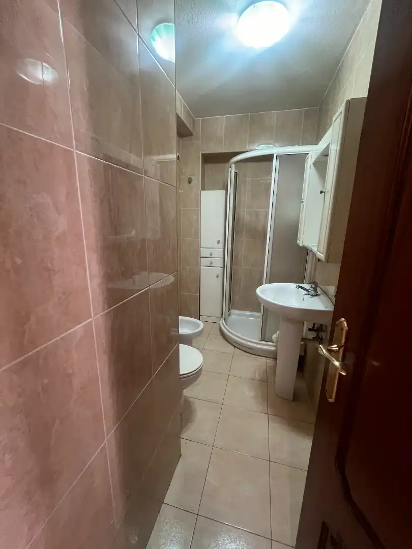 Baño de Piso en venta en A Coruña Capital  con Amueblado, Horno y Lavadora