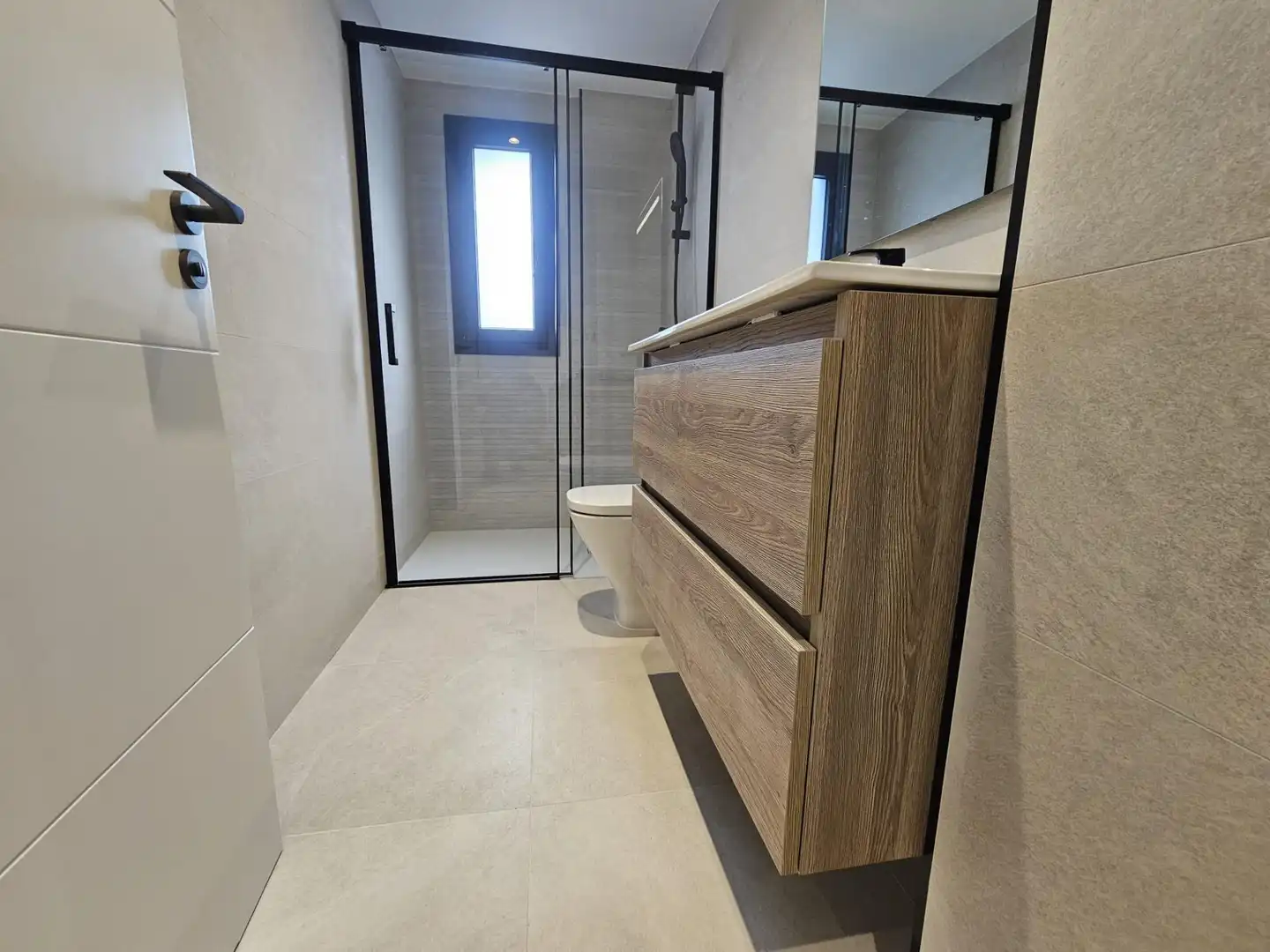 Baño de Piso en venta en Sant Celoni con Calefacción, Parquet y Terraza