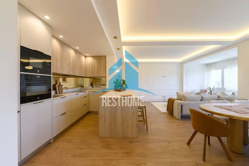 Apartamento con terraza en venta en Calle del Literato Azorín
