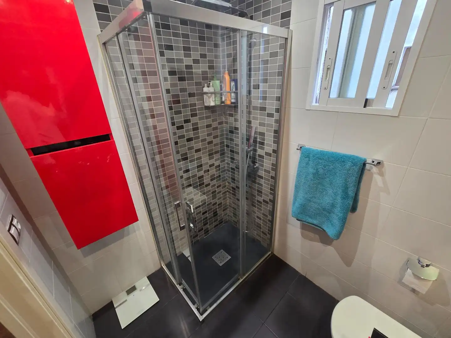 Badezimmer von Wohnung zum Verkauf in Córdoba mit Klimaanlage