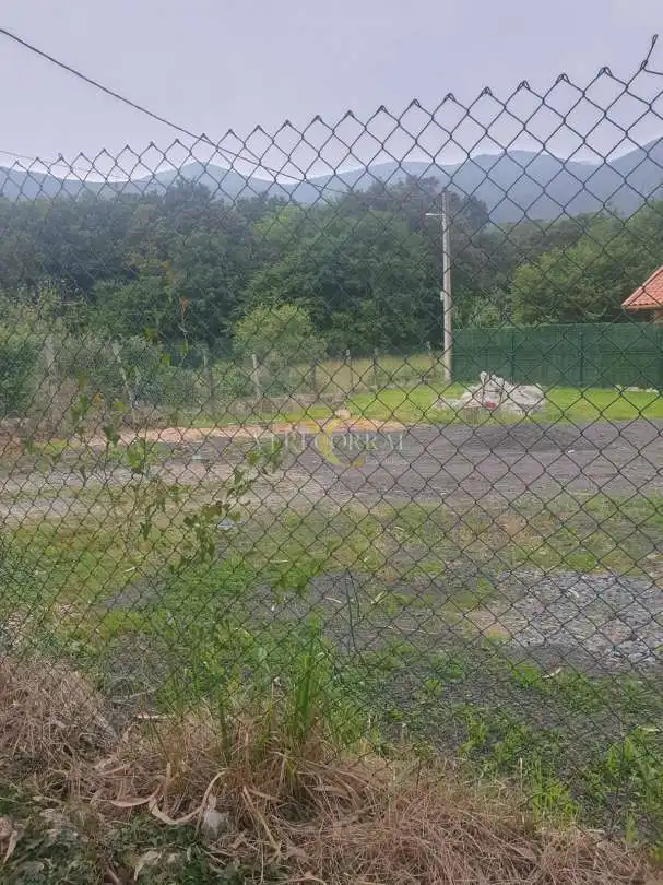 Terreno residencial en venta en Piñeres de Pría, imagen 4