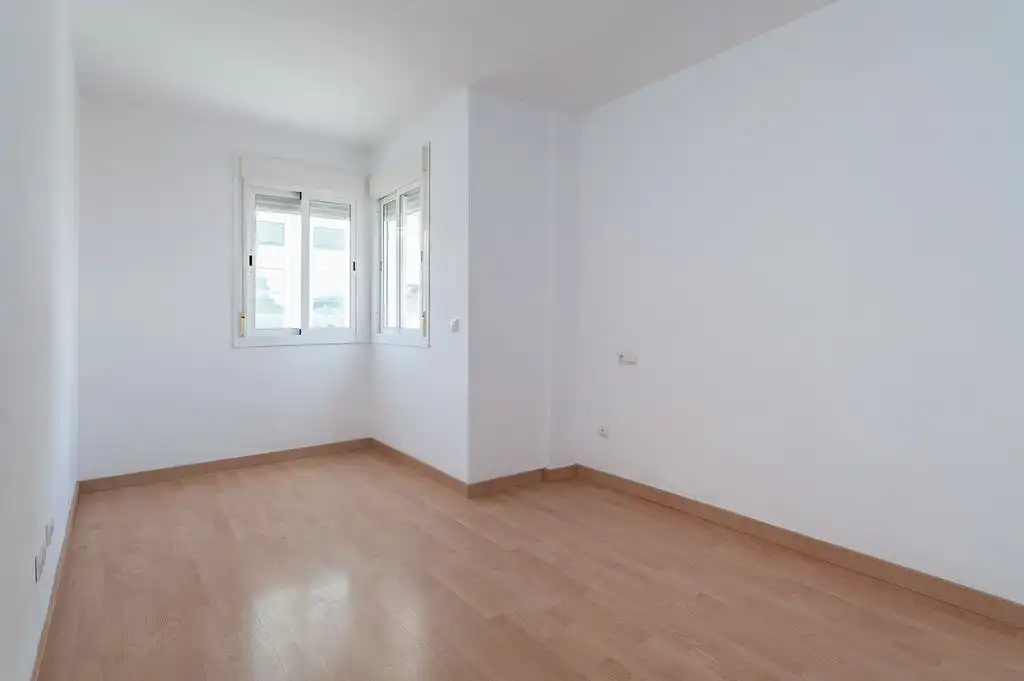 Habitación de Piso en venta en Málaga con Parquet