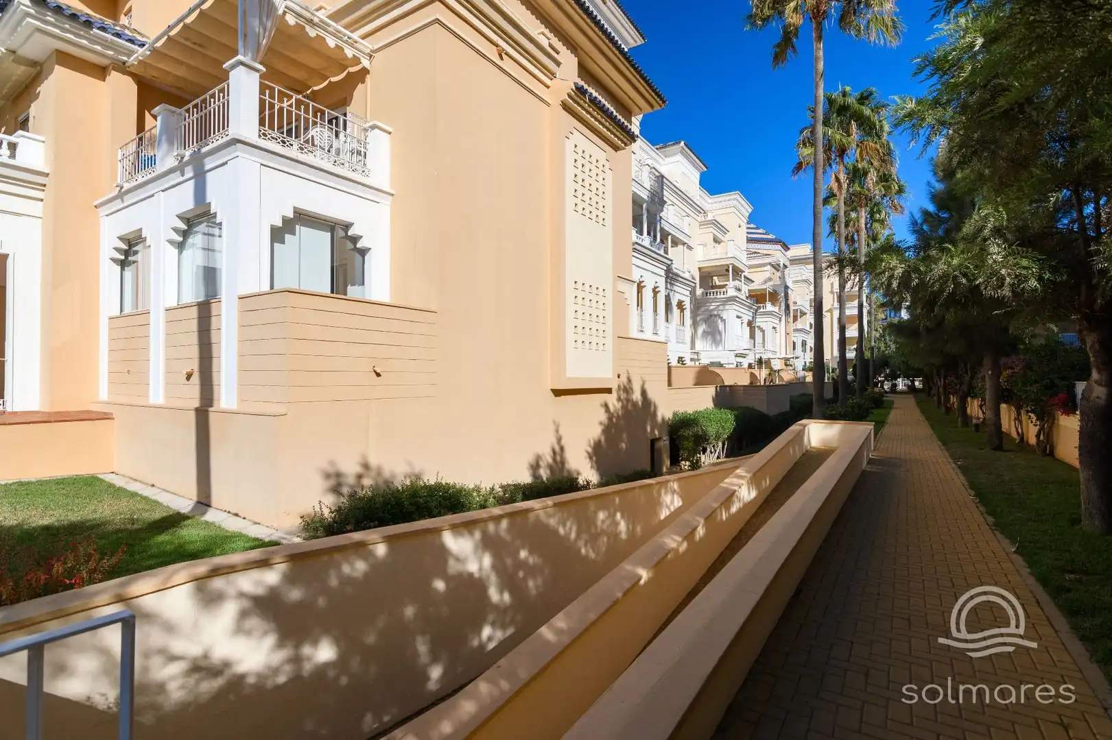 Vista exterior de Àtic en venda en Ayamonte amb Aire condicionat, Calefacció i Terrassa