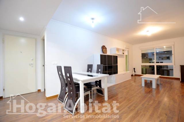 Piso en Venta en Calle Oliveres en Guardamar de la Safor