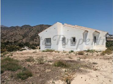 Haus mit Garten zum Verkauf in Frigiliana