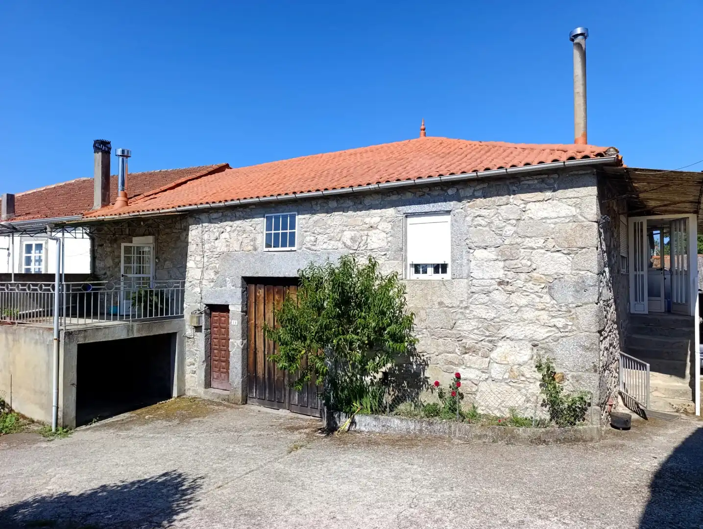 Casa con jardín en venta en O Saviñao