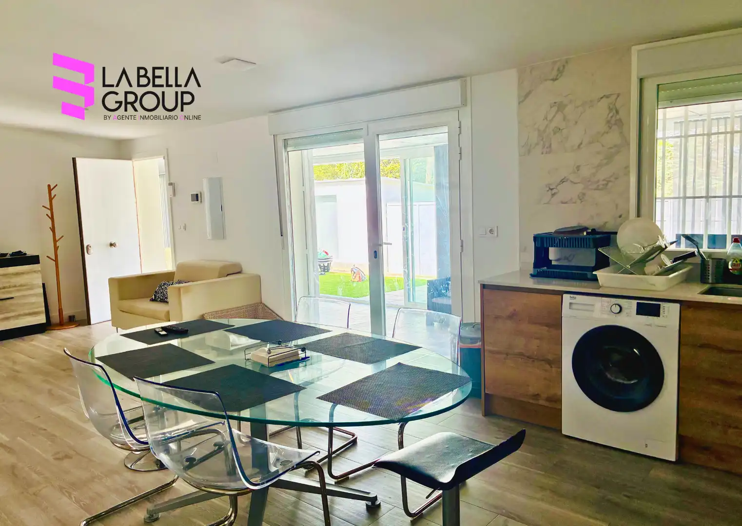Cuina de Casa o xalet en venda en Nuevo Baztán amb Aire condicionat, Calefacció i Jardí privat