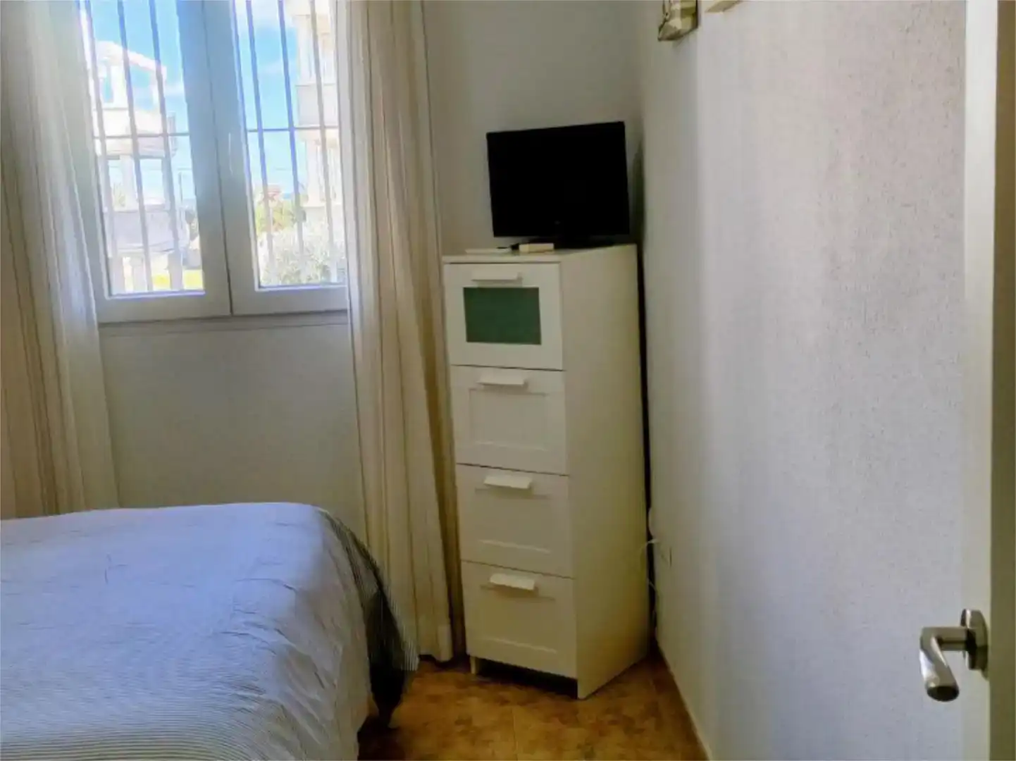 Schlafzimmer von Wohnung zur Miete in Dénia mit Klimaanlage, Privatgarten und Schwimmbad