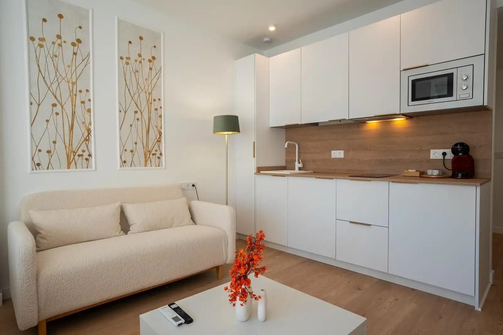 Wohnzimmer von Wohnung zur Miete in Torremolinos mit Klimaanlage, Terrasse und Möbliert