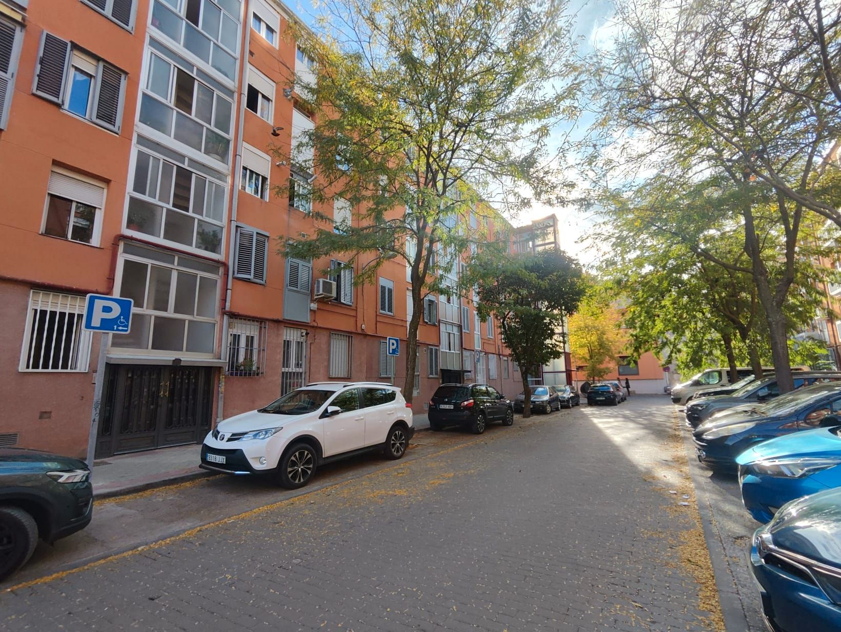 Vista exterior de Piso en venta en  Madrid Capital con Calefacción, Parquet y Trastero
