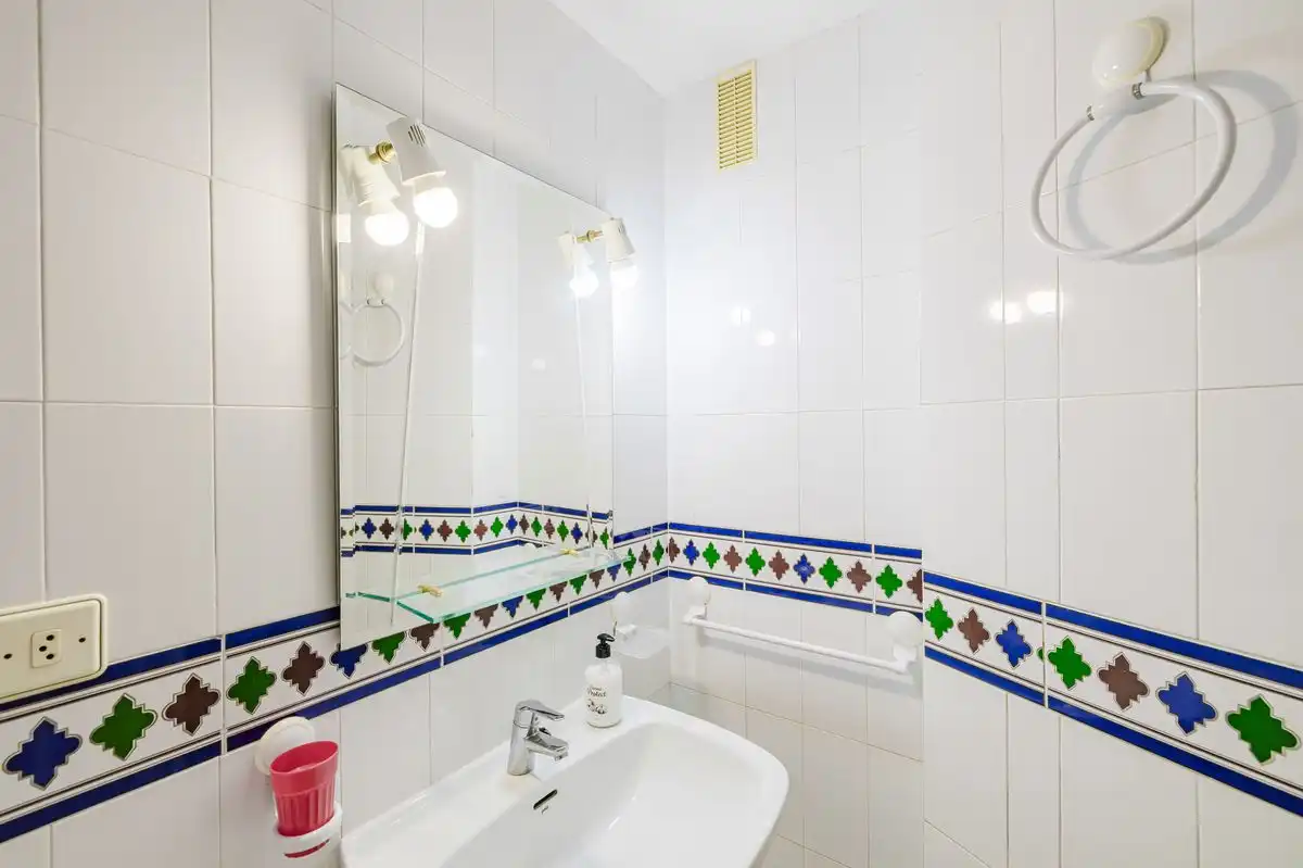 Bathroom of Flat for sale in Torrox  with Air Conditioner, Heating and Private garden