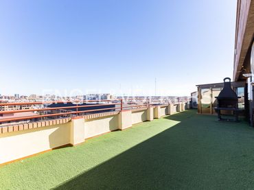 Àtic amb ascensor de lloguer a Avinguda de les Balears