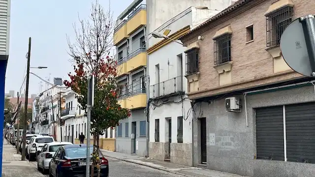 Außenansicht von Einfamilien-Reihenhaus zum Verkauf in Córdoba mit Balkon