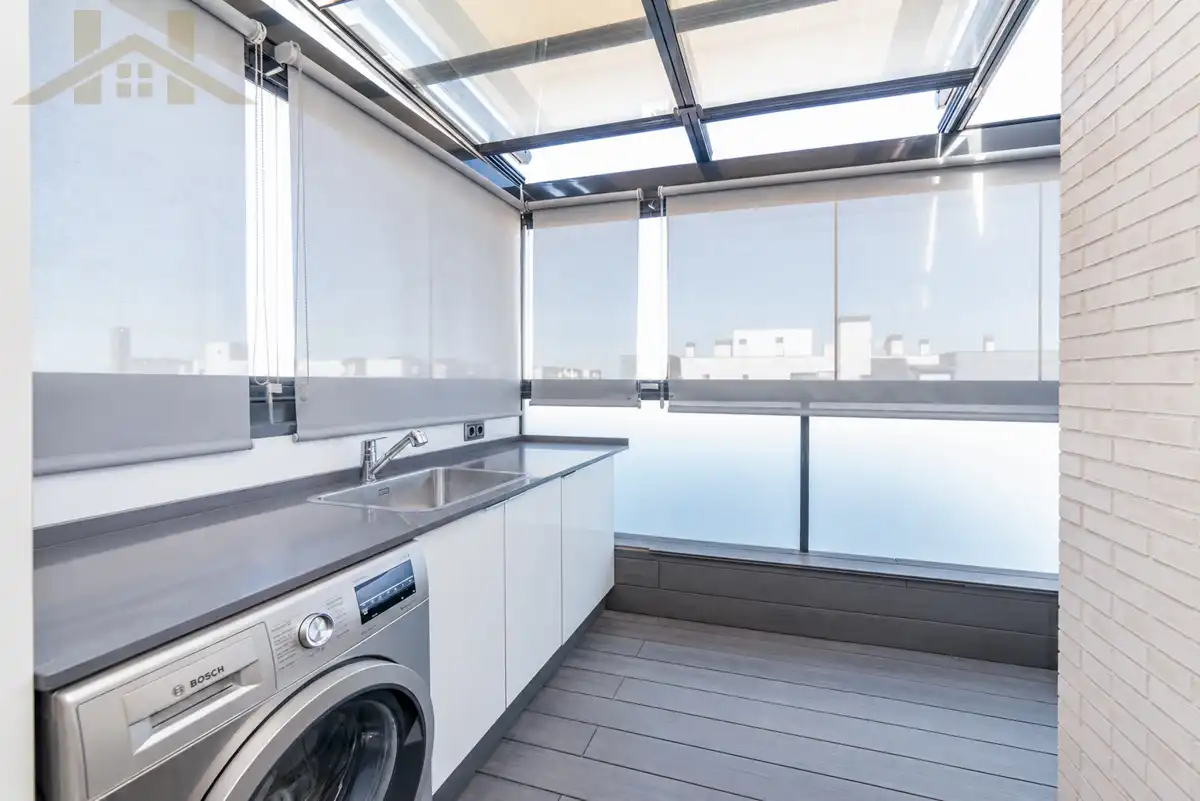 Balcony of Attic for sale in Valdemoro  with Air Conditioner, Heating and Terrace