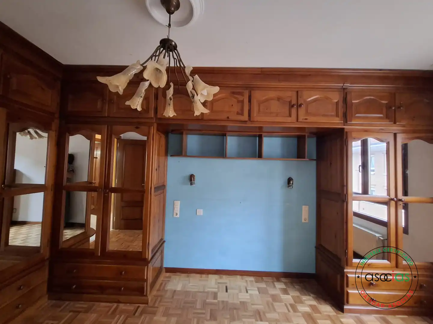 Esszimmer von Wohnung zur Miete in Gijón  mit Heizung, Parkett und Möbliert