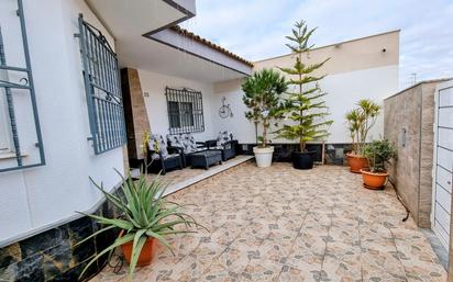 Terrassa de Casa adosada en venda en Torre-Pacheco amb Aire condicionat, Jardí privat i Terrassa