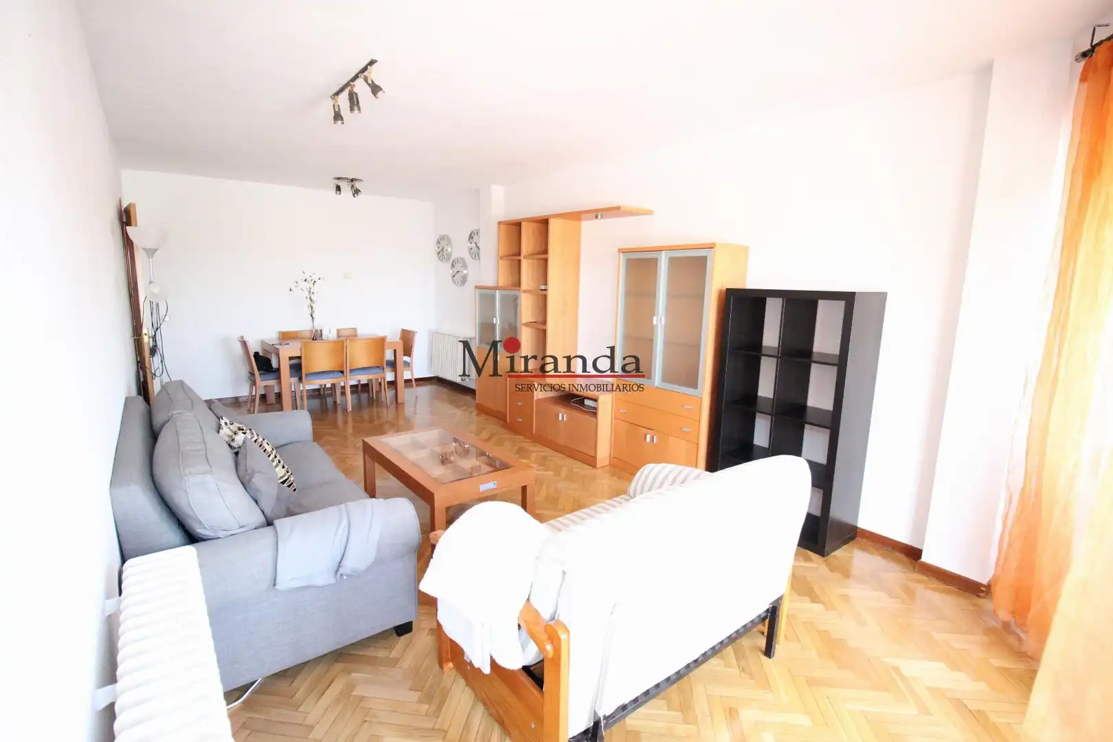 Sala d'estar de Pis de lloguer en Villaviciosa de Odón amb Calefacció, Parquet i Terrassa