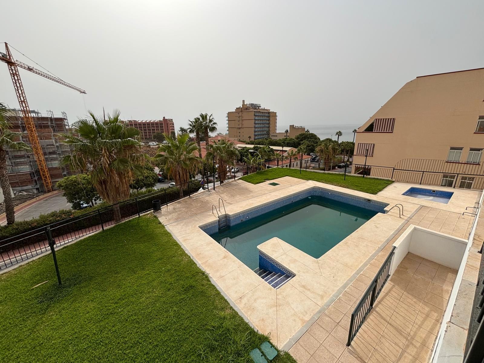 Swimming pool of Flat for sale in Benalmádena  with Air Conditioner, Terrace and Furnished