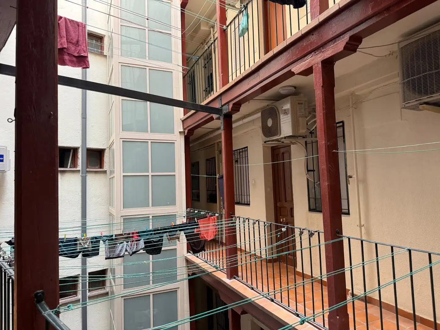 Vista exterior de Apartamento de alquiler en Madrid con Aire acondicionado, Calefacción y Trastero