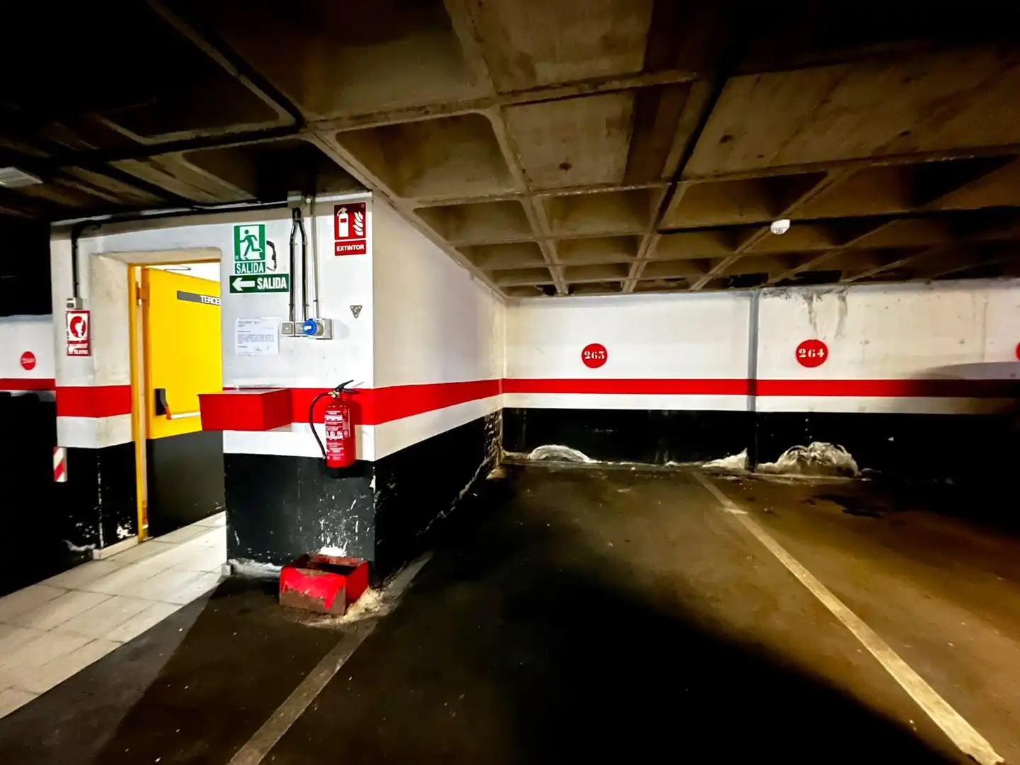 Aparcament de Garatge en venda en Madrid