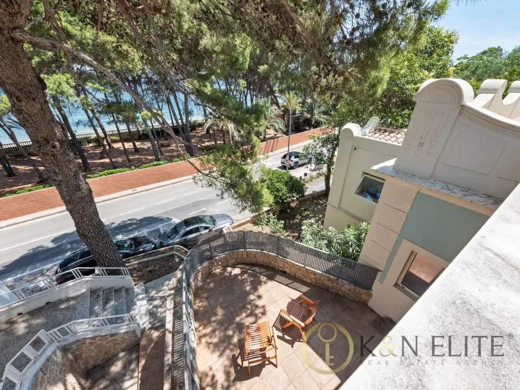 Houses for sale in Las Rotas / Les Rotes