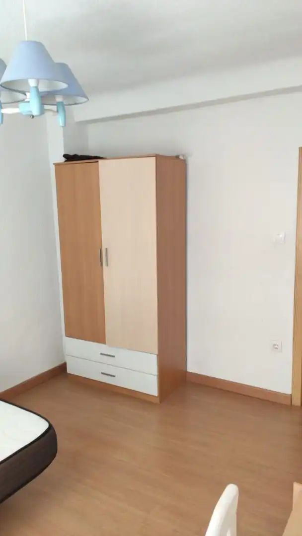 Habitación de Piso para compartir en San Vicente del Raspeig / Sant Vicent del Raspeig con Parquet, Amueblado y Lavadora