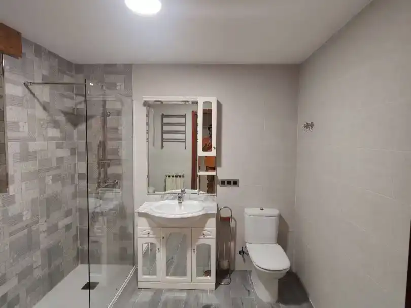 Badezimmer von Wohnung zum Verkauf in Laguna de Duero, Valladolid