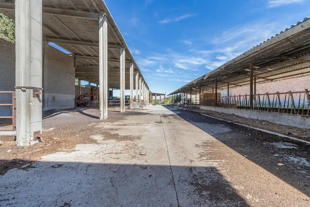 Fabrikhallen zum Verkauf in Pt. Detrás de la Pleta, Torrefarrera