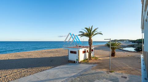 Foto 4 de Apartament en venda a Passeig Maritim, 166, Centre - Platja, Girona