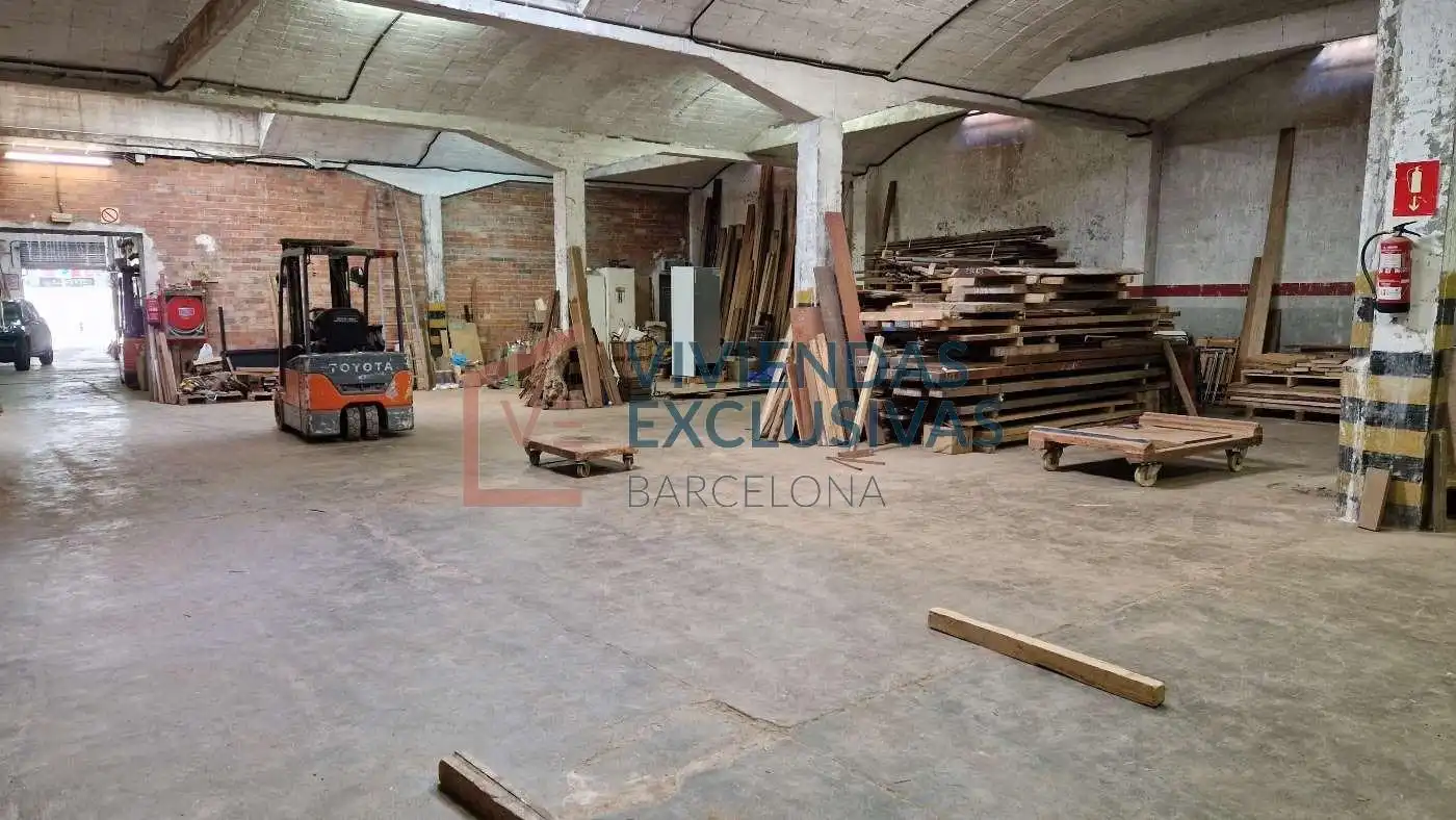 Local comercial en venta en Carrer de Llançà, imagen 7