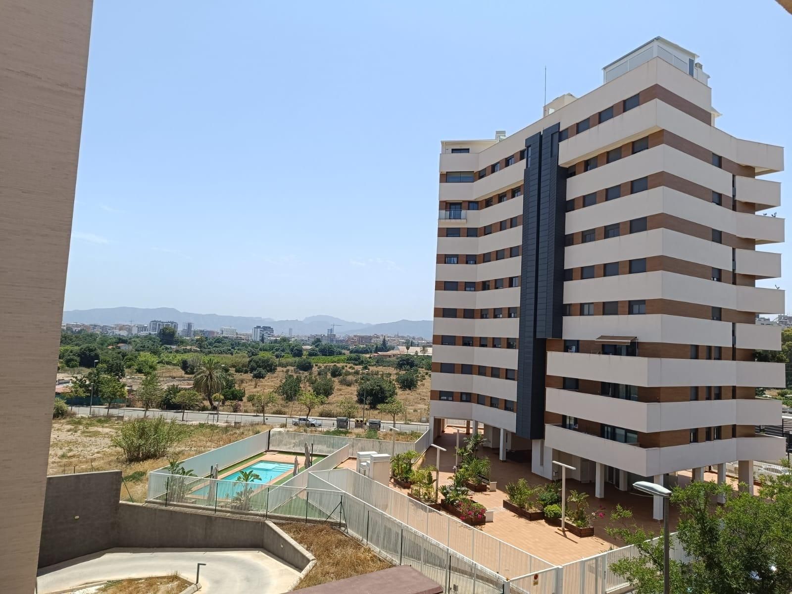 Exterior view of Flat to rent in  Murcia Capital  with Air Conditioner, Balcony and Community pool