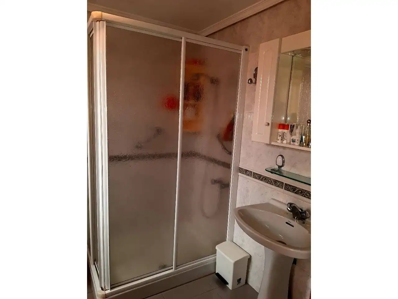 Bany de Casa o xalet en venda en Cariño amb Moblat