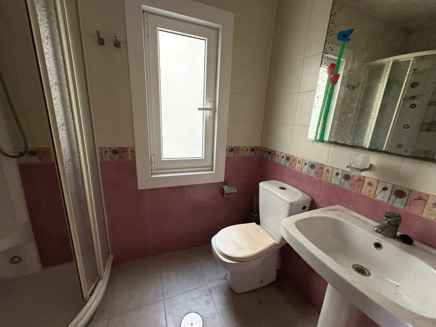 Bathroom of Flat for sale in Fene