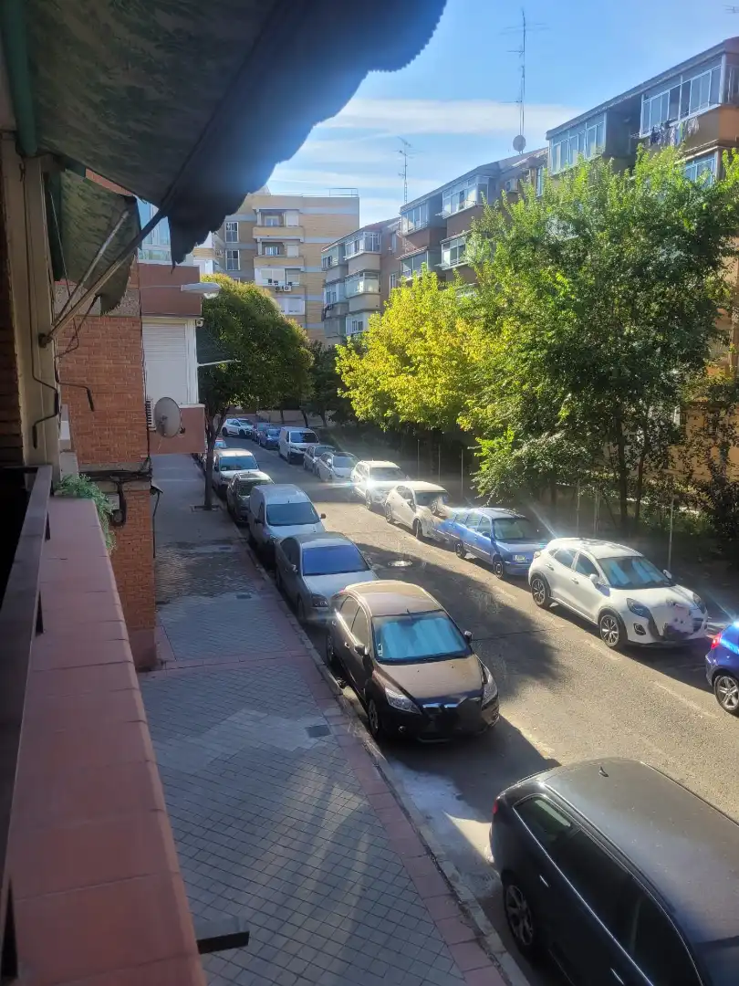 Parking de Piso en venta en Madrid con Terraza y Amueblado