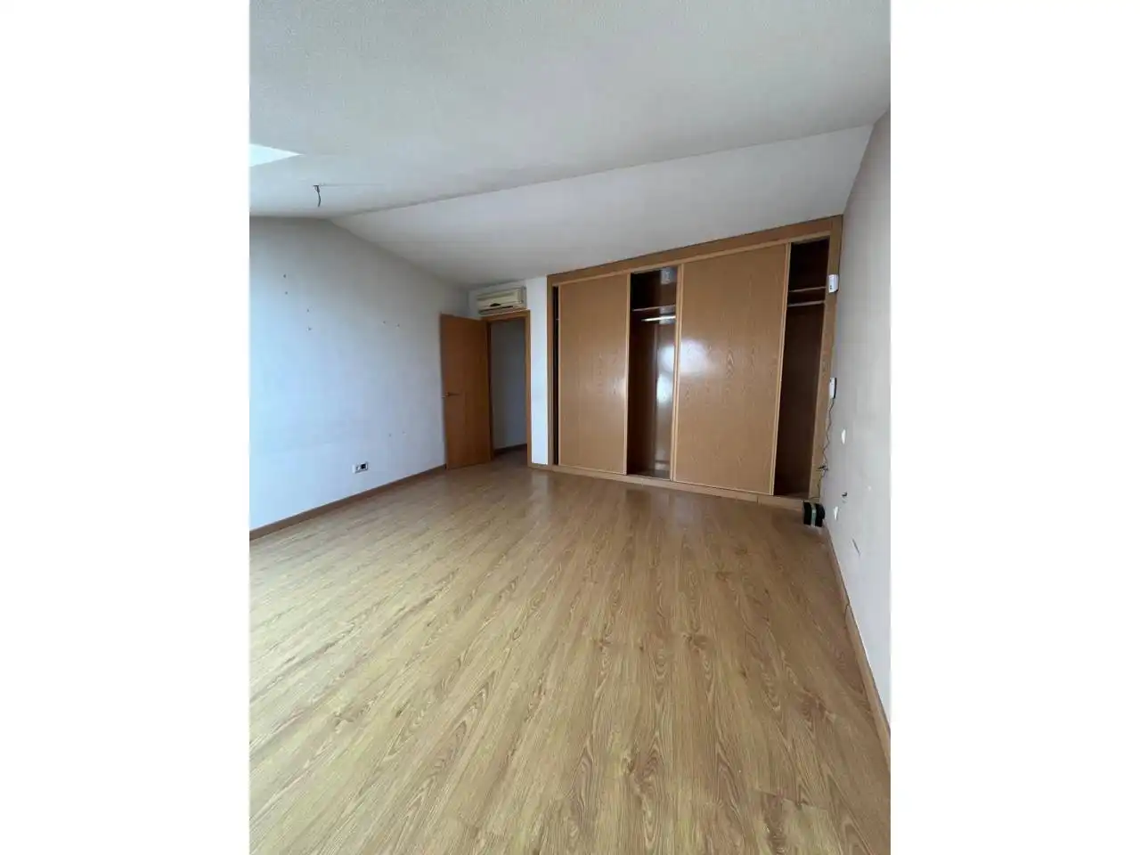 Schlafzimmer von Maisonette zum Verkauf in Bargas