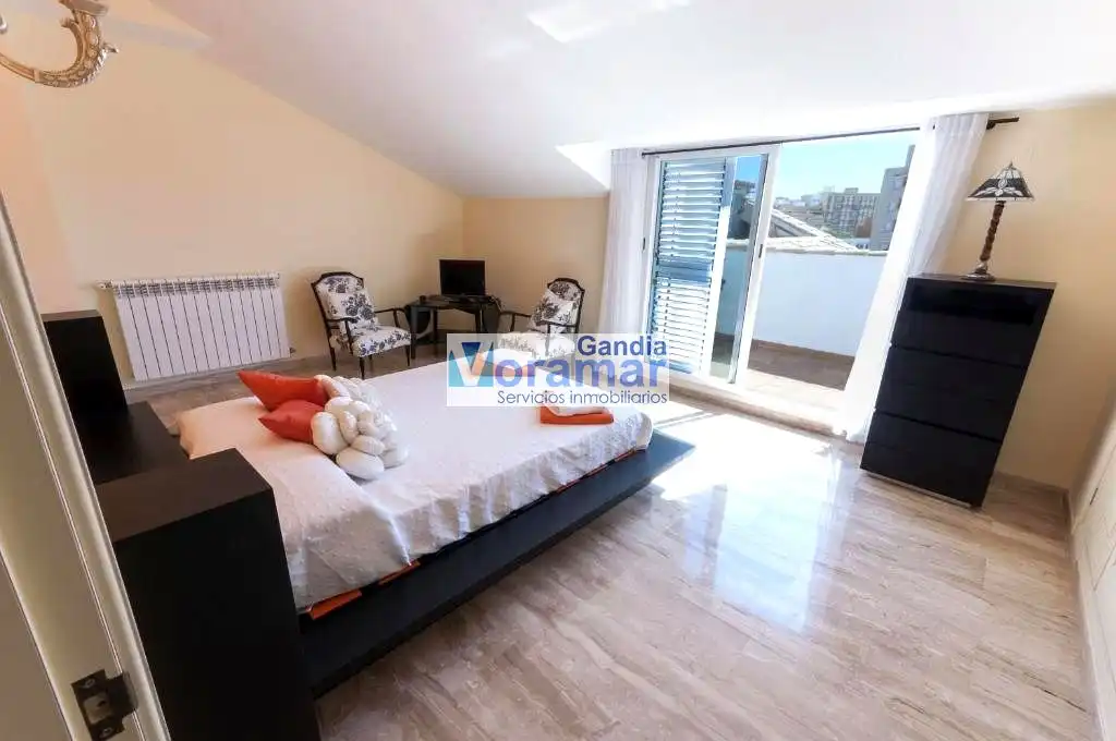Schlafzimmer von Maisonette zur Miete in Gandia mit Klimaanlage, Heizung und Terrasse