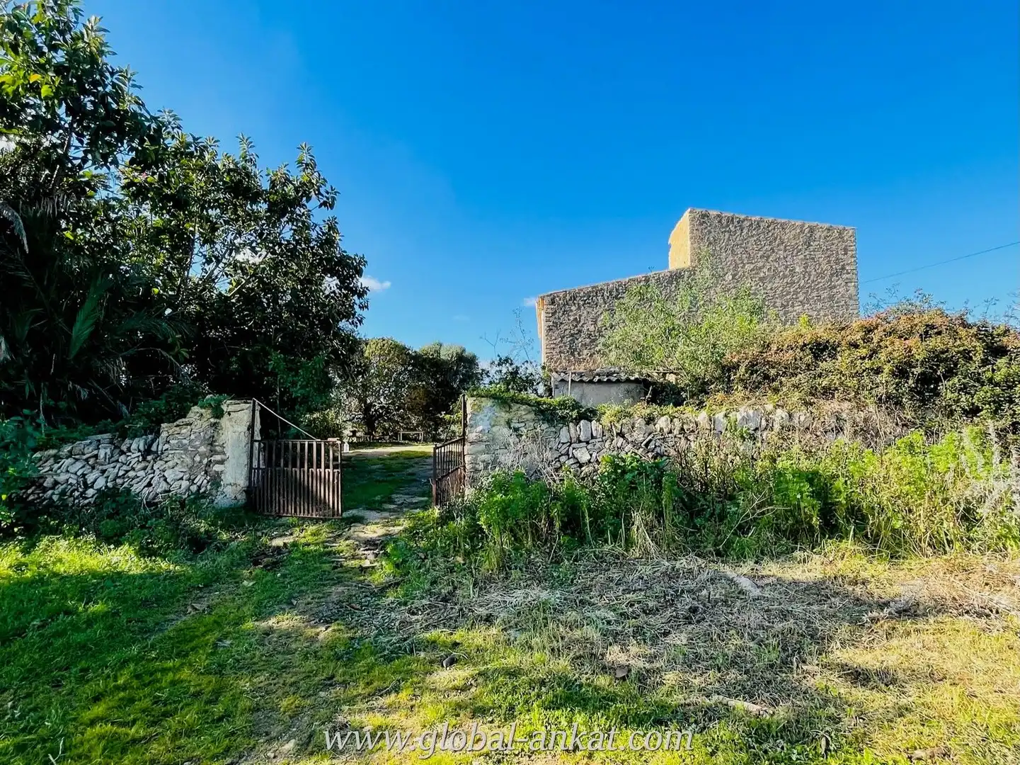 Finca rústica en venta en Manacor