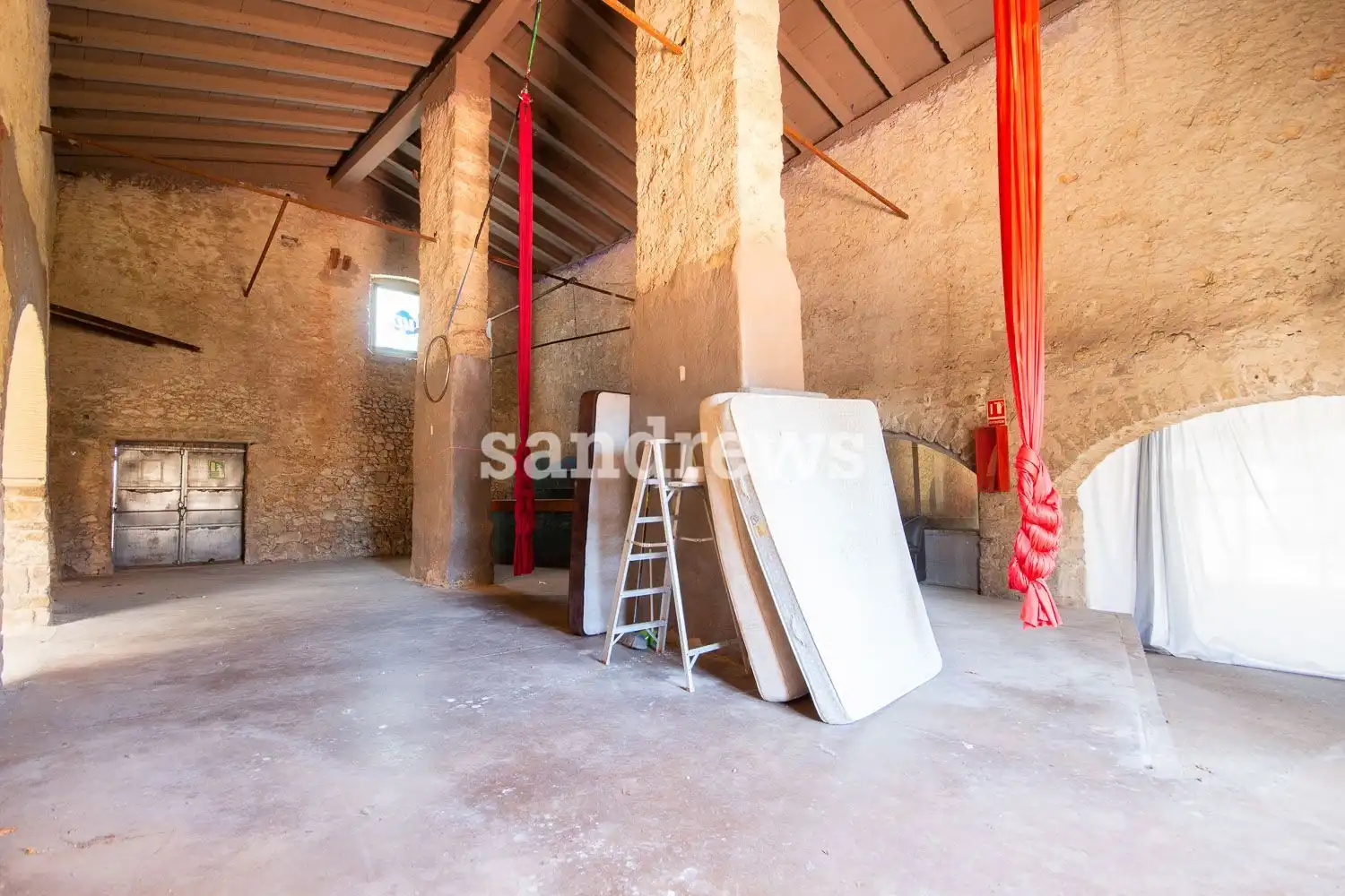 Country house zum Verkauf in L'Escala mit Privatgarten, Terrasse und Abstellraum